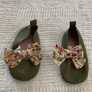 Baby shoes